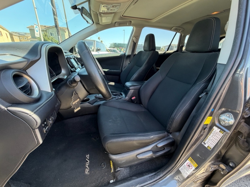 2014 Toyota RAV4 XLE - Photo 12