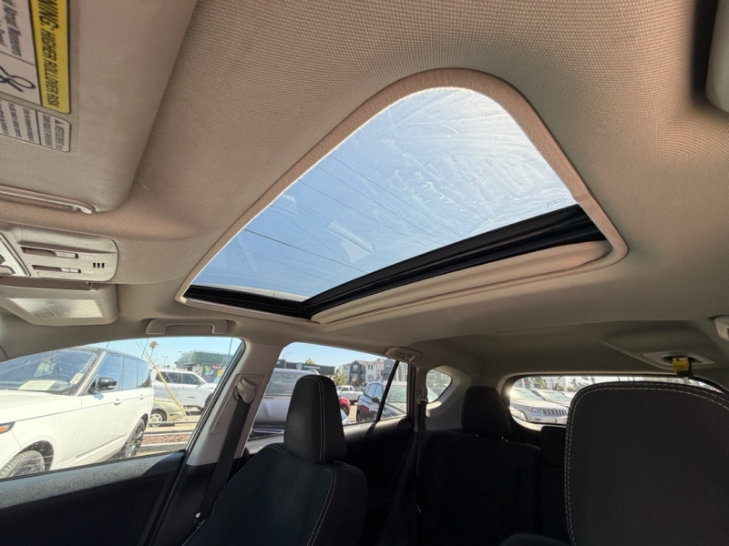 2014 Toyota RAV4 XLE - Photo 14