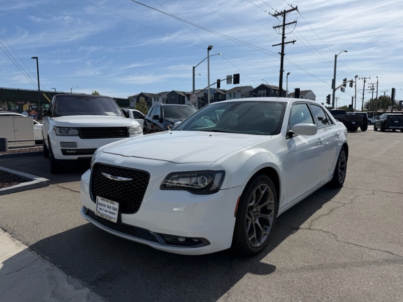 2018 Chrysler 300 S