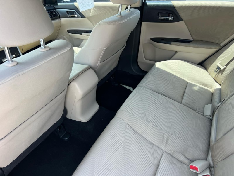 2014 Honda Accord LX photo 10