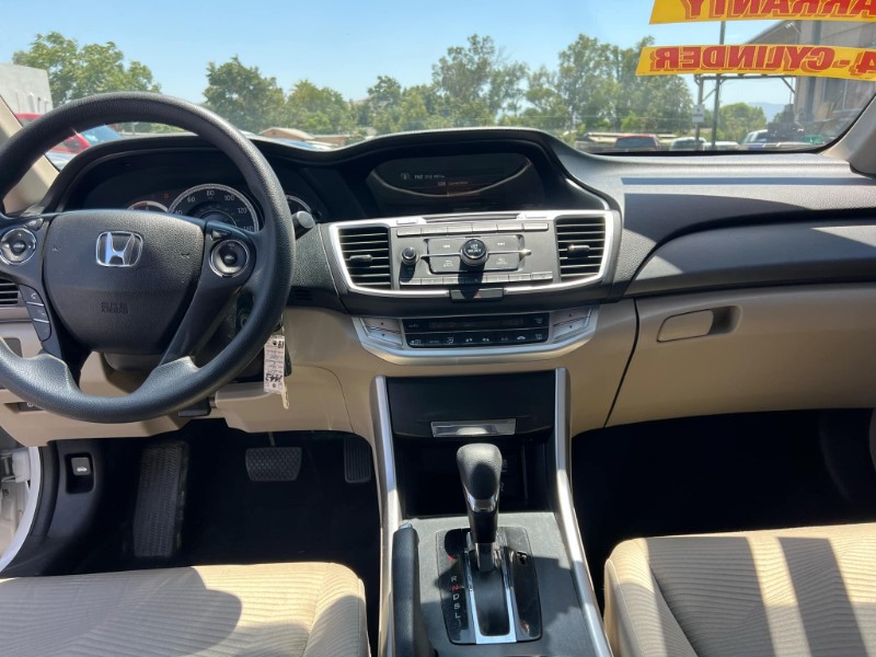 2014 Honda Accord LX photo 11