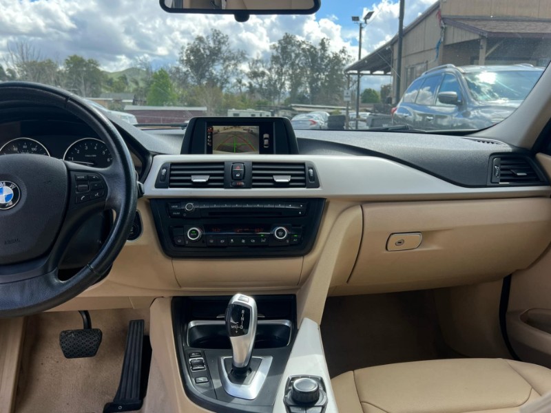 2015 Bmw 320i photo 11