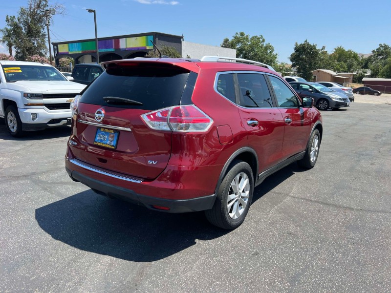 2016 Nissan Rogue SV photo 5