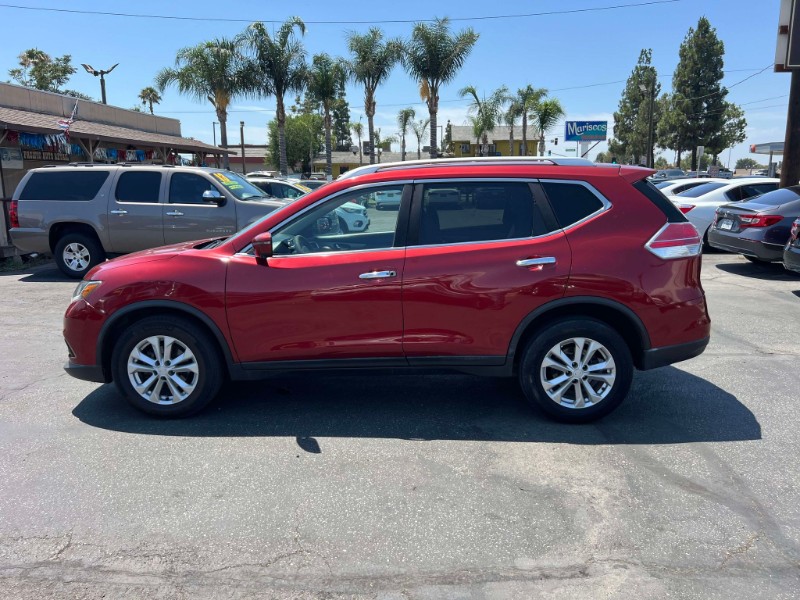 2016 Nissan Rogue SV photo 8