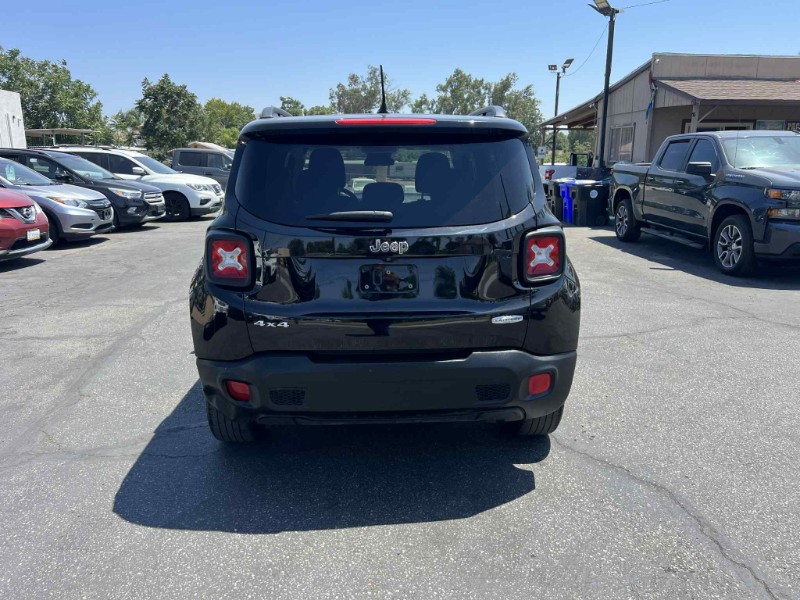 2017 Jeep Renegade Latitude North Edition photo 6