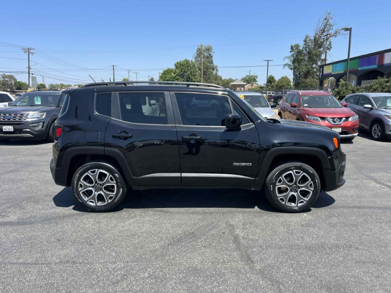 2017 Jeep Renegade Latitude North Edition photo 4