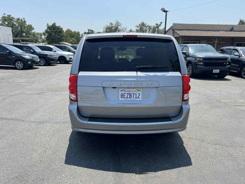 2018 Dodge Grand Caravan SE photo 6