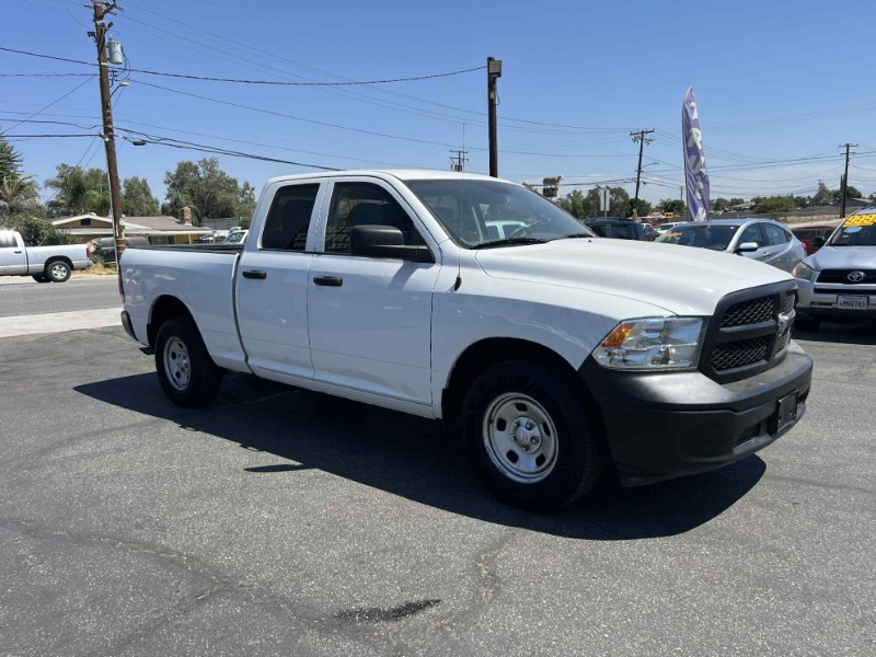 2019 Ram 1500 Classic Tradesman photo 3