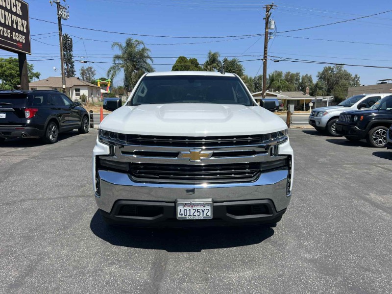 2020 Chevrolet Silverado 1500 LT photo 2