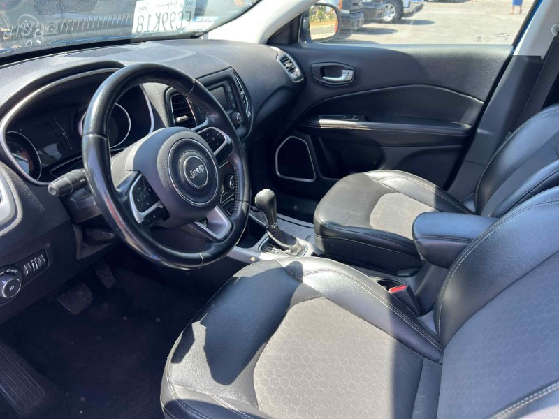 2018 Jeep Compass Latitude photo 9