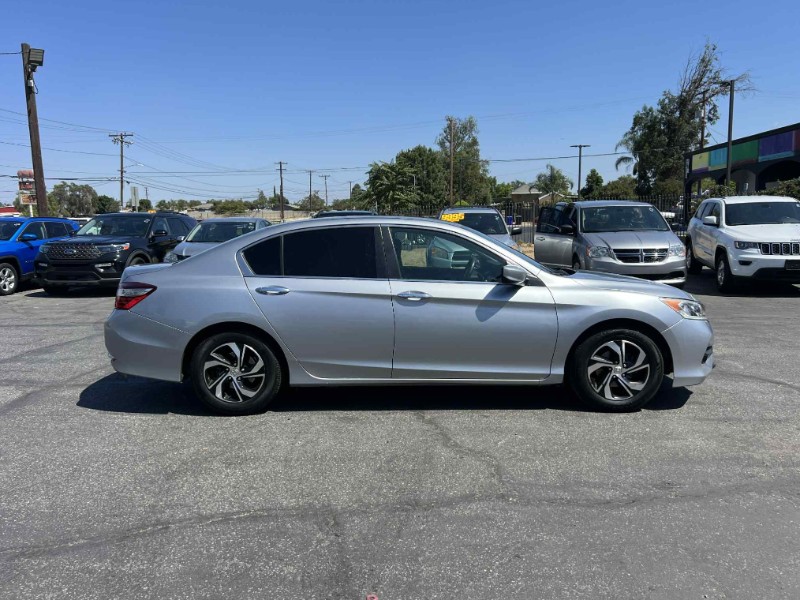 2016 Honda Accord LX photo 3