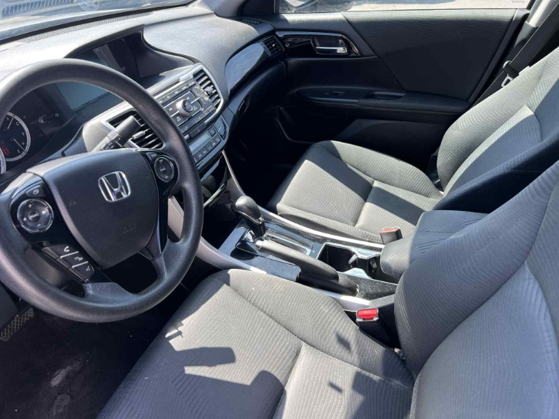 2016 Honda Accord LX photo 8