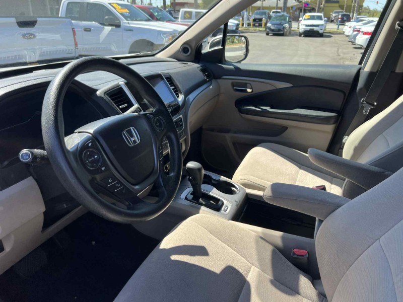 2018 Honda Pilot EX photo 9