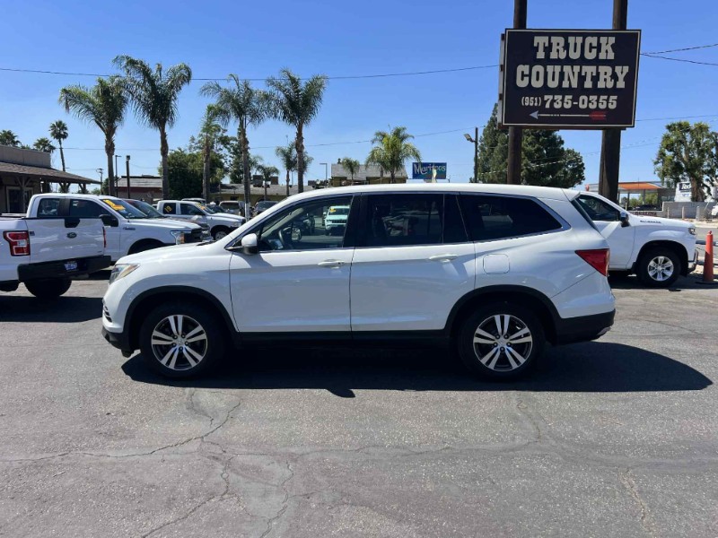 2018 Honda Pilot EX photo 8