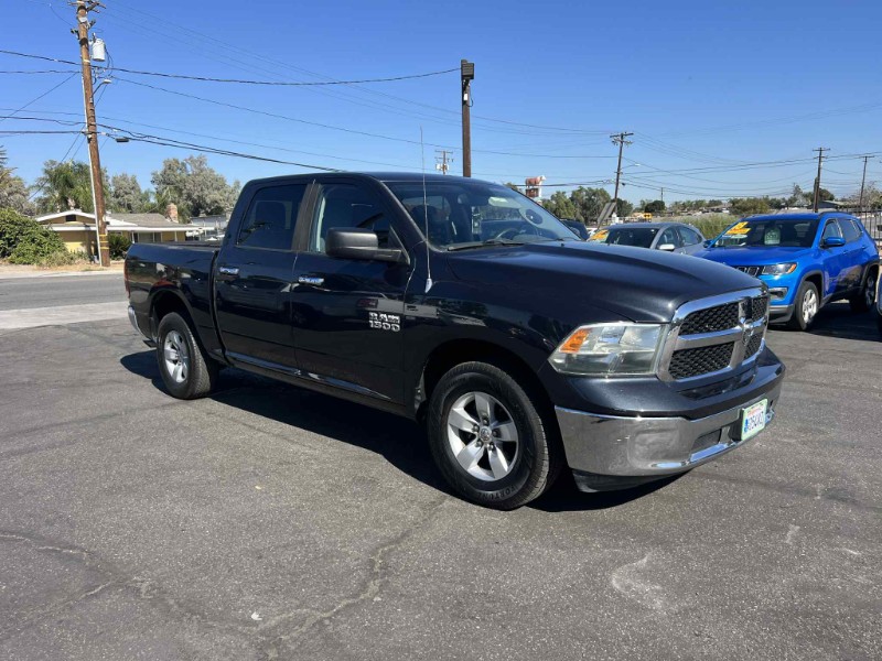2013 Ram 1500 SLT photo 2