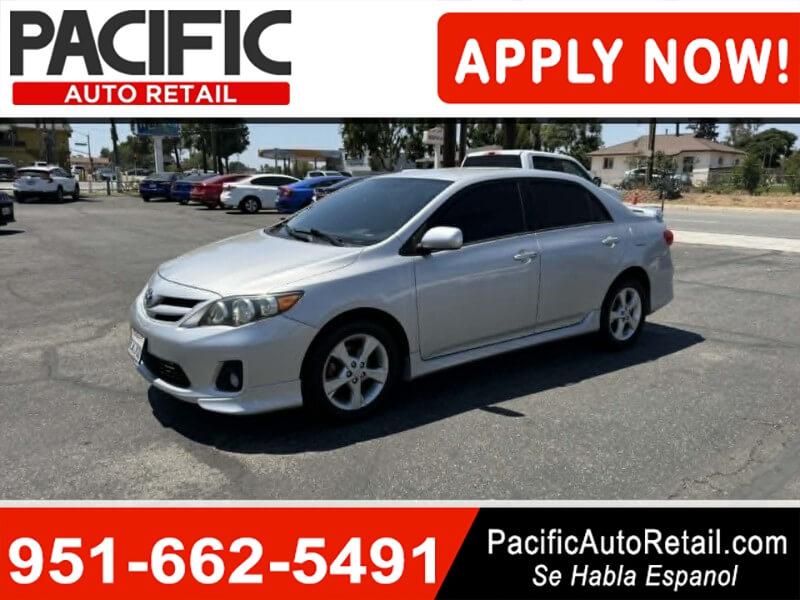2013 Toyota Corolla's photo