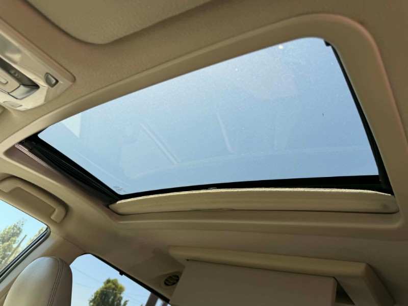 2012 Toyota Sienna XLE 8-Passenger