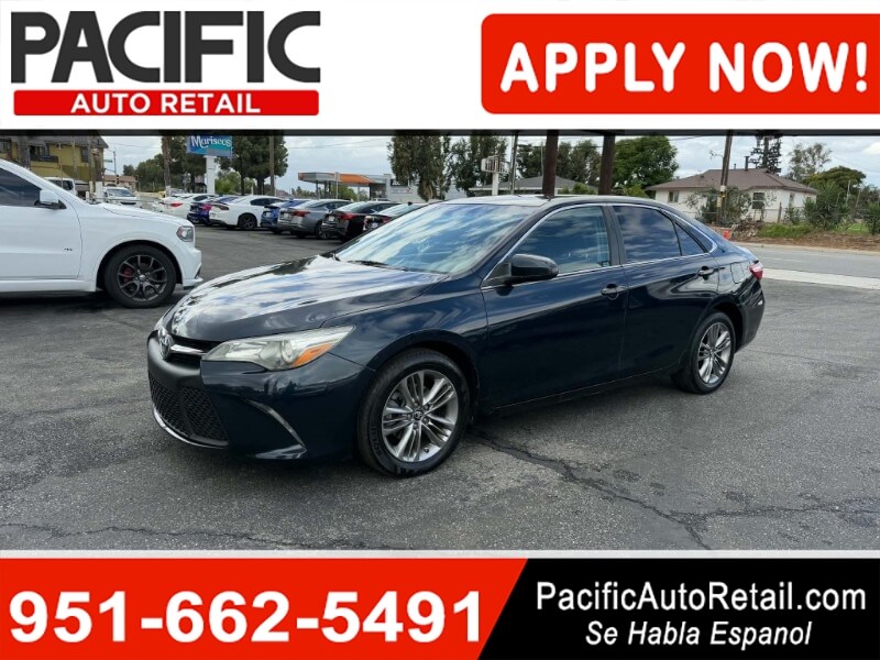 2017 Toyota Camry SE