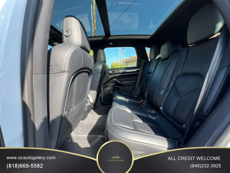 2016 Porsche Cayenne Sport Utility 4D