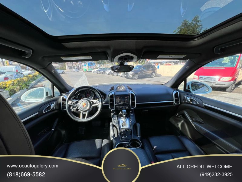 2016 Porsche Cayenne Sport Utility 4D