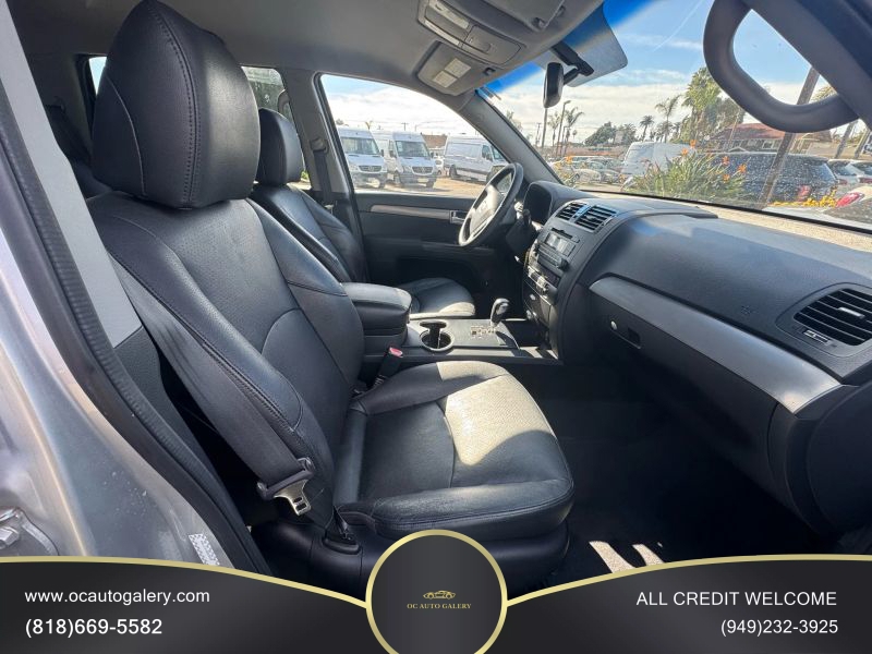 2009 Kia Borrego EX Sport Utility 4D