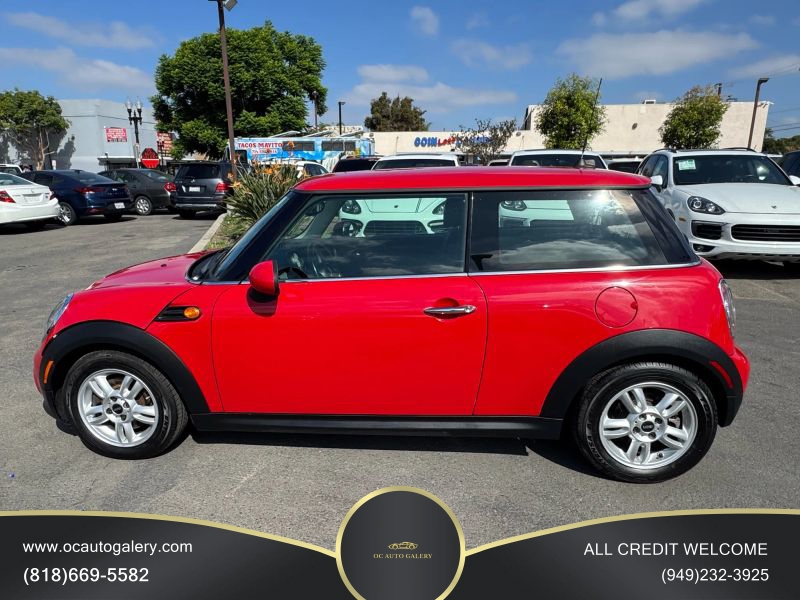 2013 MINI Hardtop Cooper Hatchback 2D