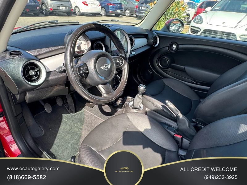 2013 MINI Hardtop Cooper Hatchback 2D
