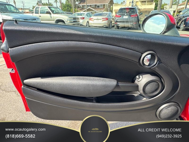 2013 MINI Hardtop Cooper Hatchback 2D