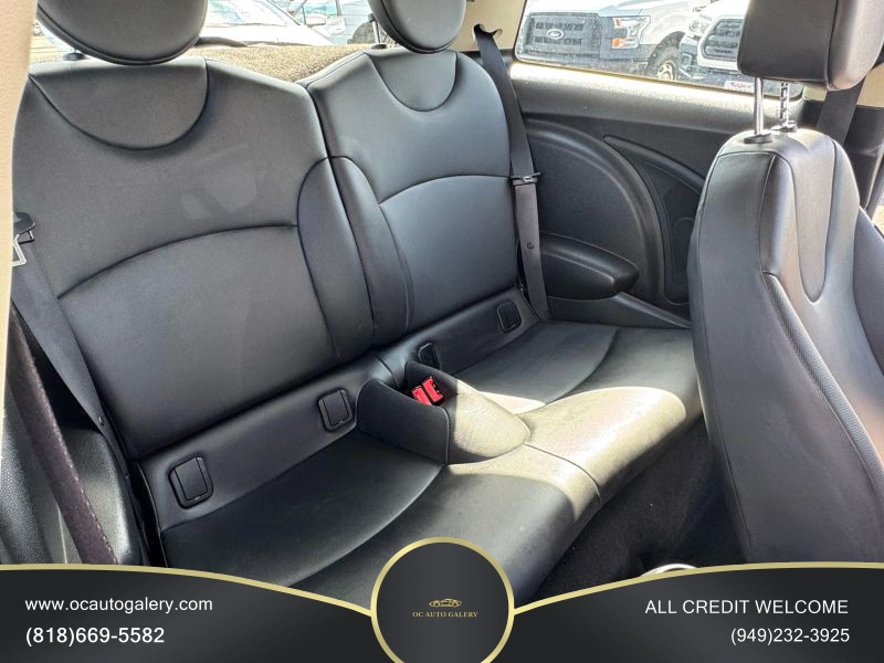 2013 MINI Hardtop Cooper Hatchback 2D