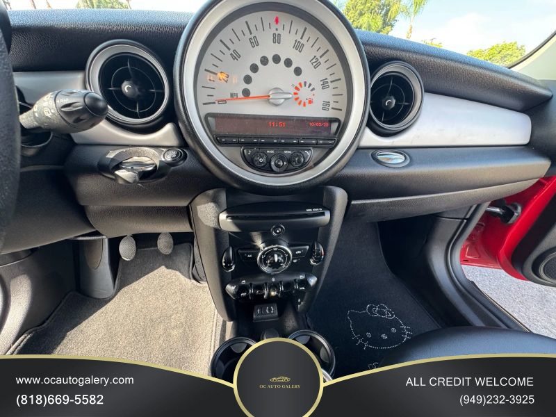 2013 MINI Hardtop Cooper Hatchback 2D