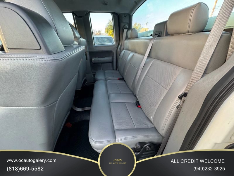 2007 Ford F150 Super Cab XL Pickup 4D 8 ft
