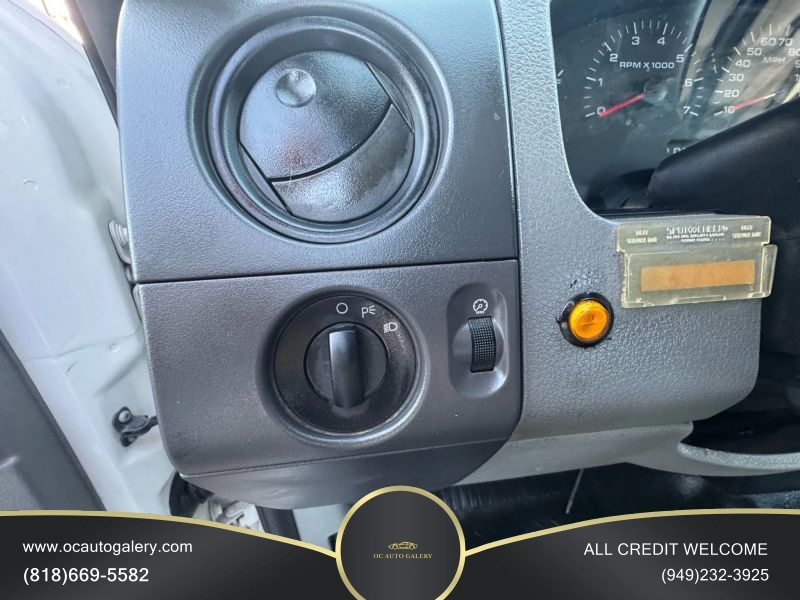 2007 Ford F150 Super Cab XL Pickup 4D 8 ft