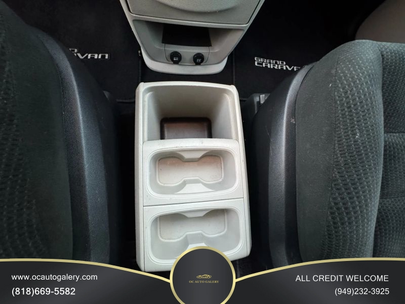 2016 Dodge Grand Caravan Passenger SE Minivan 4D