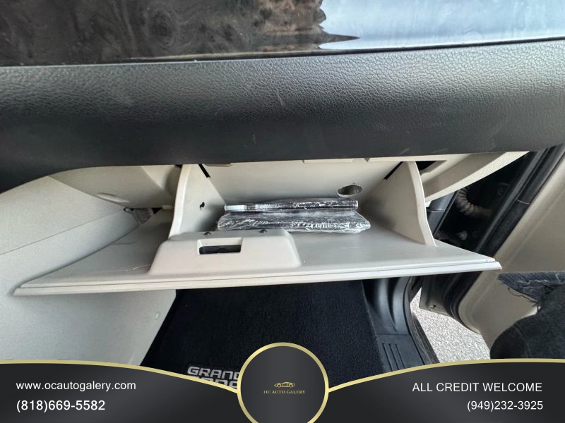 2016 Dodge Grand Caravan Passenger SE Minivan 4D