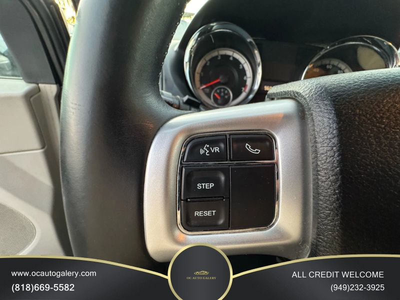 2016 Dodge Grand Caravan Passenger SE Minivan 4D