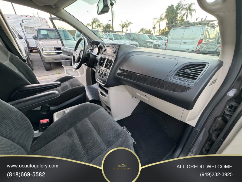 2016 Dodge Grand Caravan Passenger SE Minivan 4D