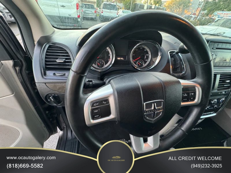 2016 Dodge Grand Caravan Passenger SE Minivan 4D