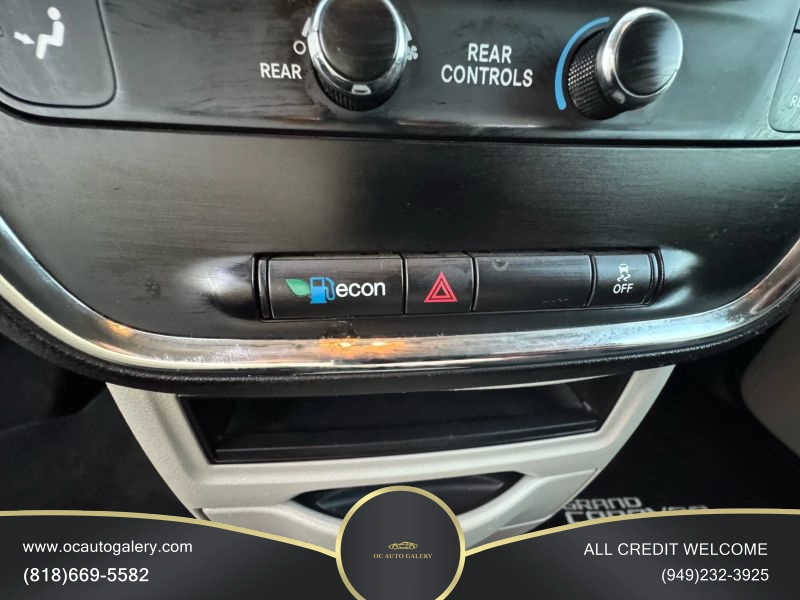 2016 Dodge Grand Caravan Passenger SE Minivan 4D