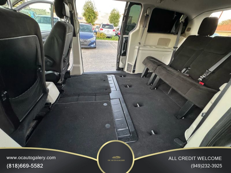 2016 Dodge Grand Caravan Passenger SE Minivan 4D