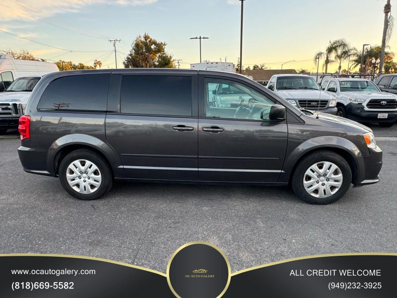2016 Dodge Grand Caravan Passenger SE Minivan 4D