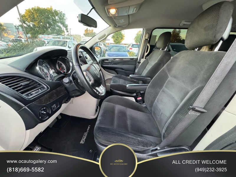 2016 Dodge Grand Caravan Passenger SE Minivan 4D