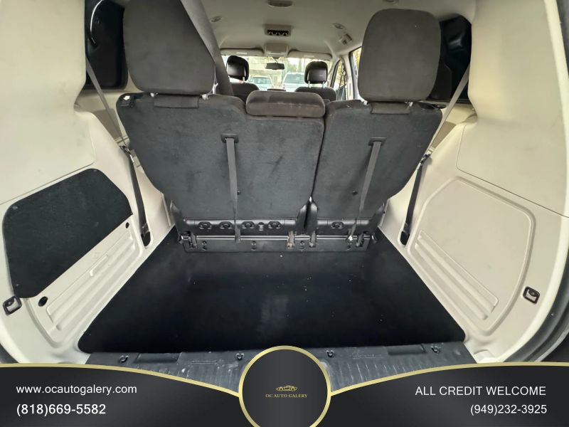 2016 Dodge Grand Caravan Passenger SE Minivan 4D