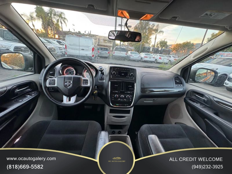 2016 Dodge Grand Caravan Passenger SE Minivan 4D