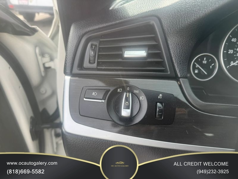 2012 BMW 5 Series 550i Sedan 4D