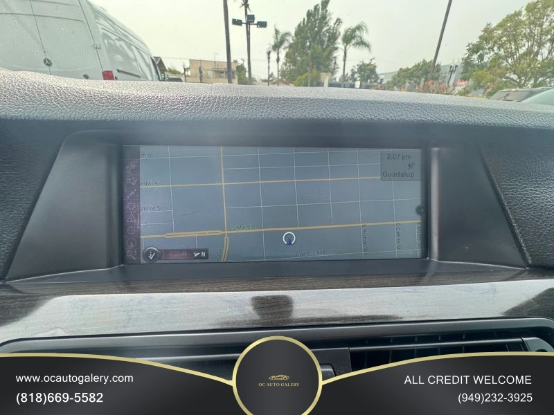 2012 BMW 5 Series 550i Sedan 4D