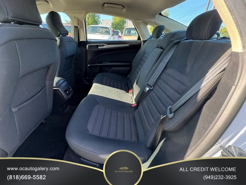 2018 Ford Fusion SE Sedan 4D
