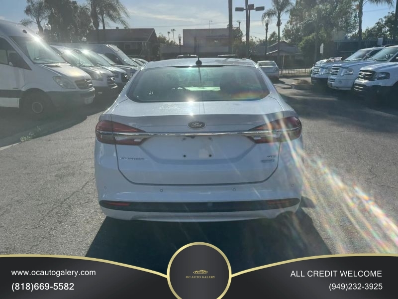 2018 Ford Fusion SE Sedan 4D