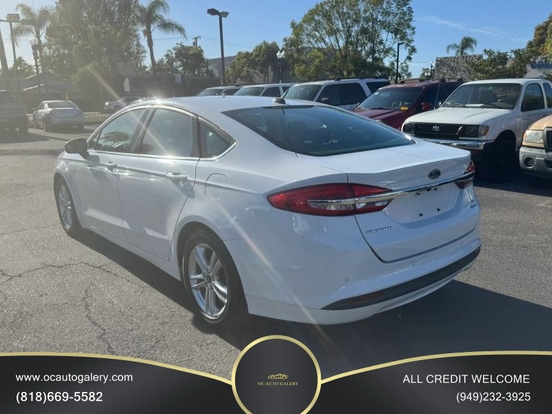 2018 Ford Fusion SE Sedan 4D