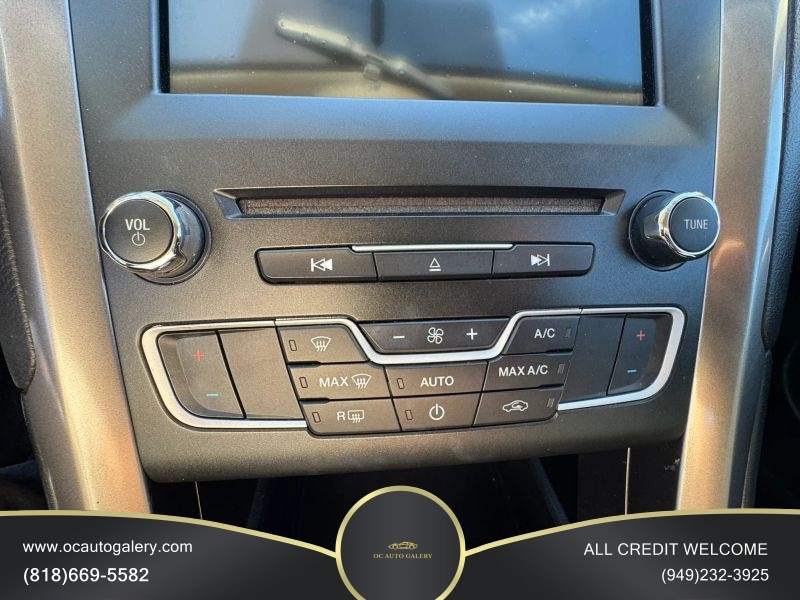 2018 Ford Fusion SE Sedan 4D