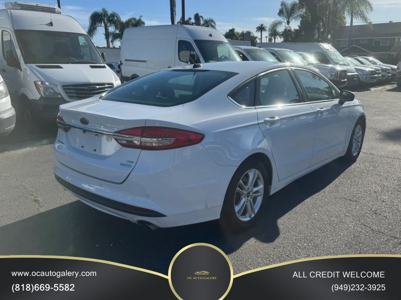 2018 Ford Fusion SE Sedan 4D